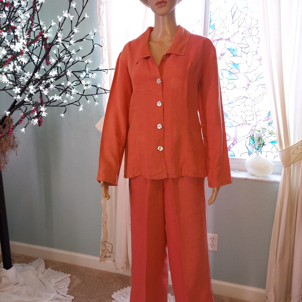 Two Star Dog pant suit